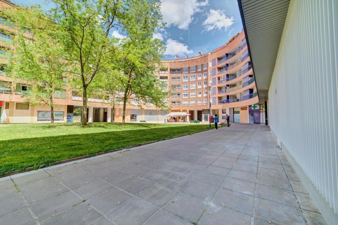 Apartamentos Pamplona Confort By Clabao Exterior foto